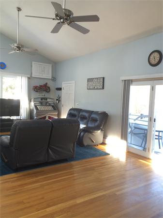 6 Glendale Road Stoneham, MA 02180 - Photo 4 of 15 Gallery Image 4