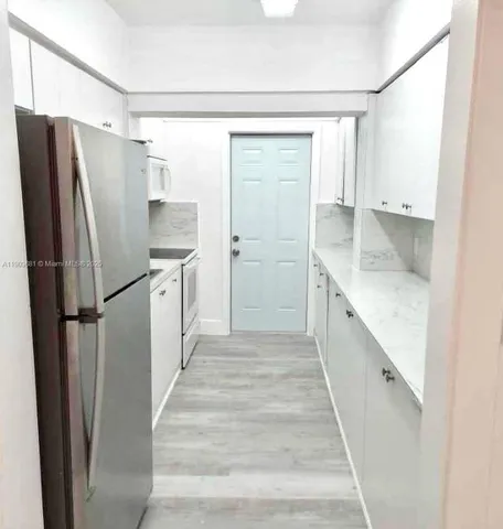 $789,000 | 100 Northwest 43rd Place, Miami, FL 33126