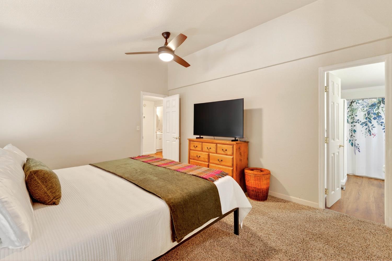 2755 North Walnut Road, Unit 114 Turlock, CA 95382 - Photo 14 of 28