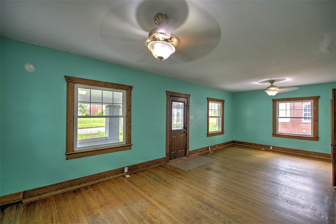 275 North Taylor Avenue Decatur, IL 62522 - Photo 7 of 28