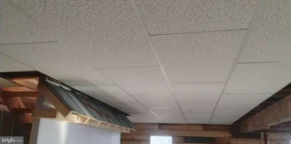 $350,000 | 523 Gloryridge Drive, Petersburg, WV 26847