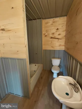 $350,000 | 523 Gloryridge Drive, Petersburg, WV 26847