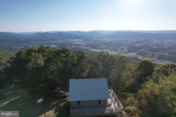 $350,000 | 523 Gloryridge Drive, Petersburg, WV 26847