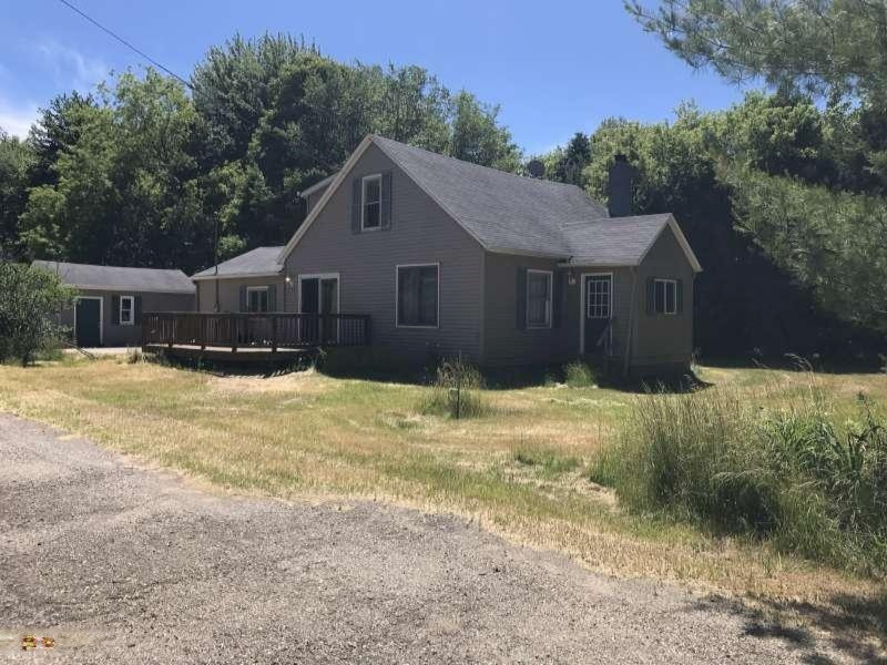 587 Judson Road Spring Lake, MI 49456 - Photo 2 of 20 IMG_1308