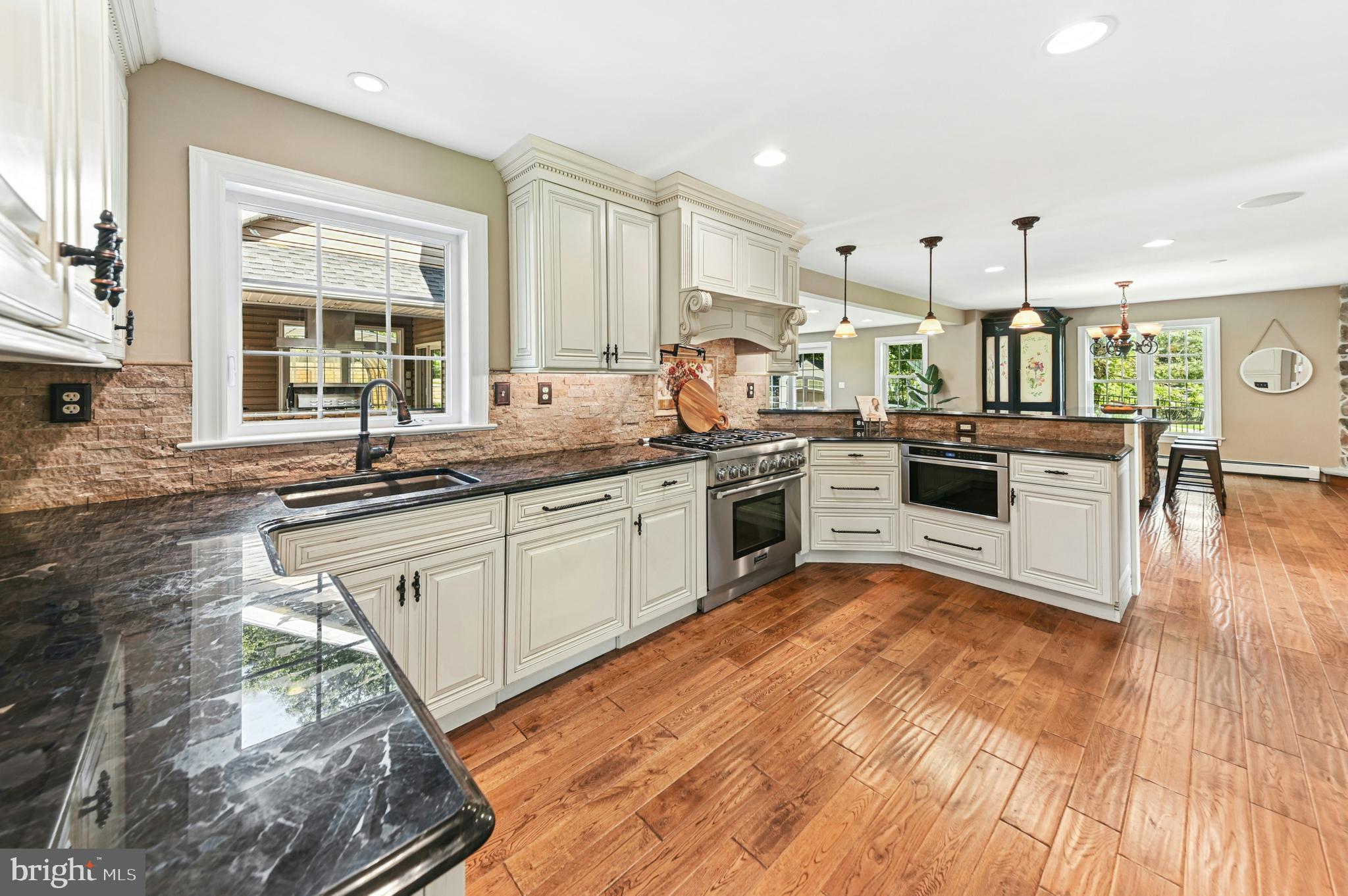 284 Walker Road Macungie, PA 18062 - Photo 10 of 58 Gallery Image 10