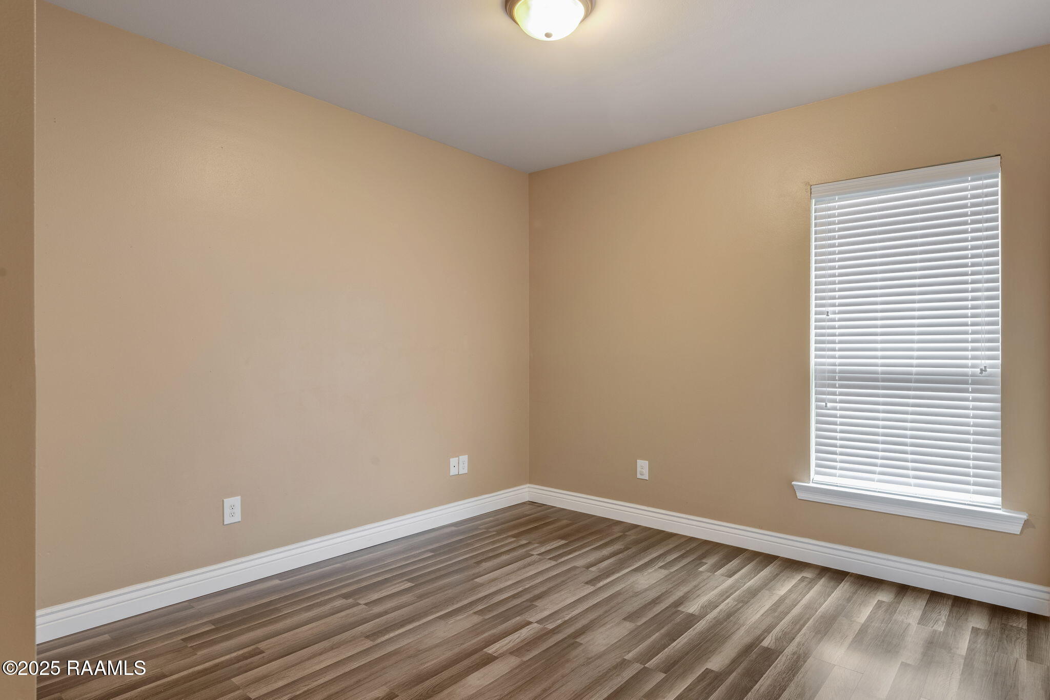403 Flanders Ridge Drive Youngsville, LA 70592 - Photo 11 of 13 GUEST #1