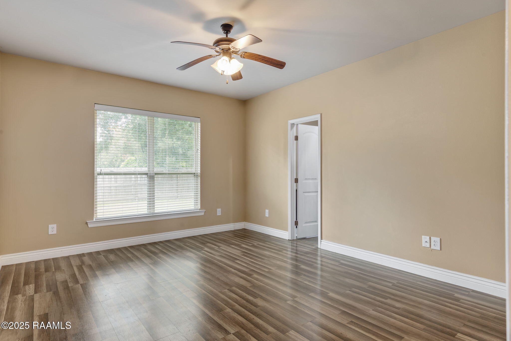 403 Flanders Ridge Drive Youngsville, LA 70592 - Photo 7 of 13 PRIMARY