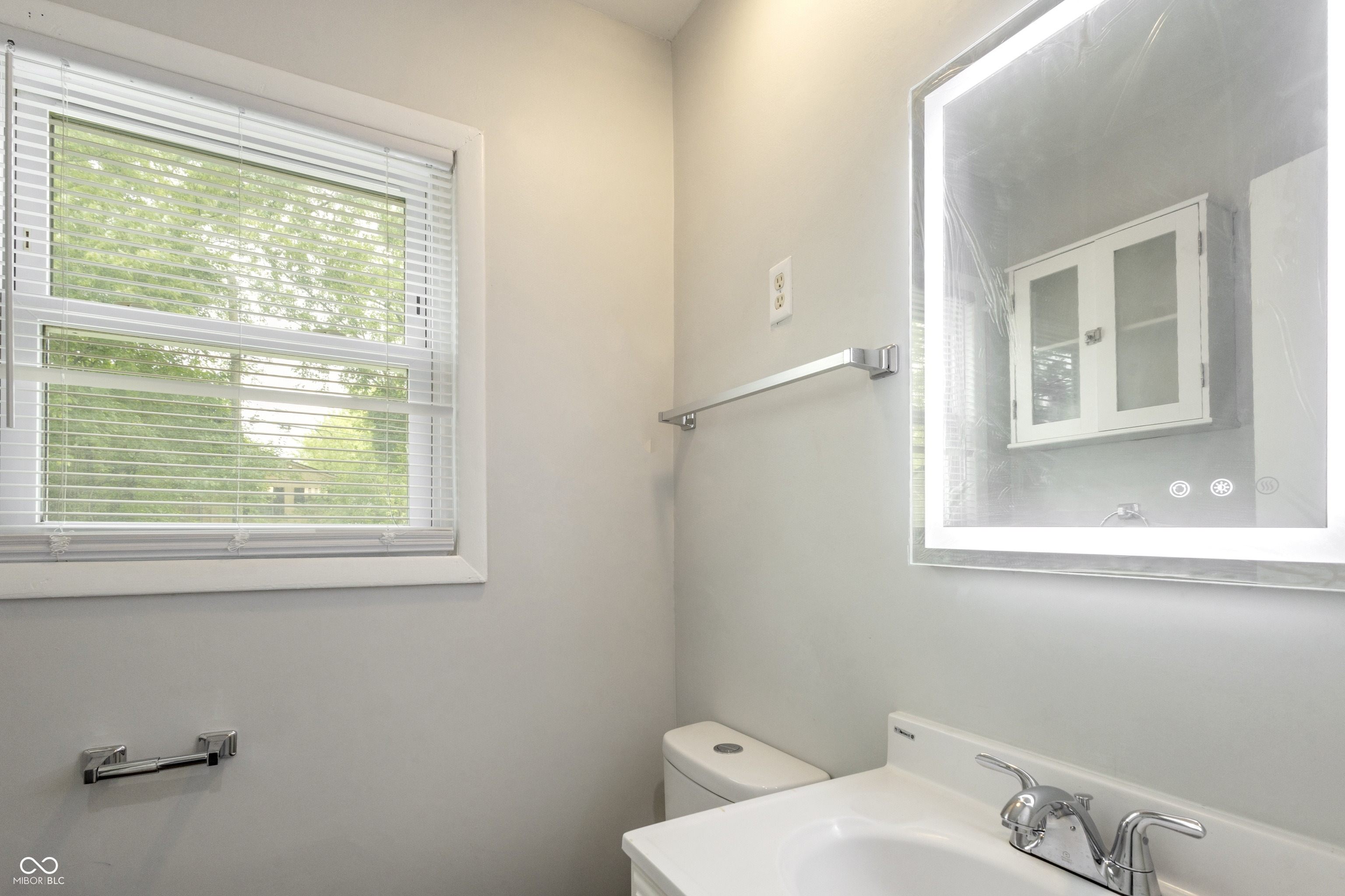 3601 Dubarry Road Indianapolis, IN 46226 - Photo 19 of 32