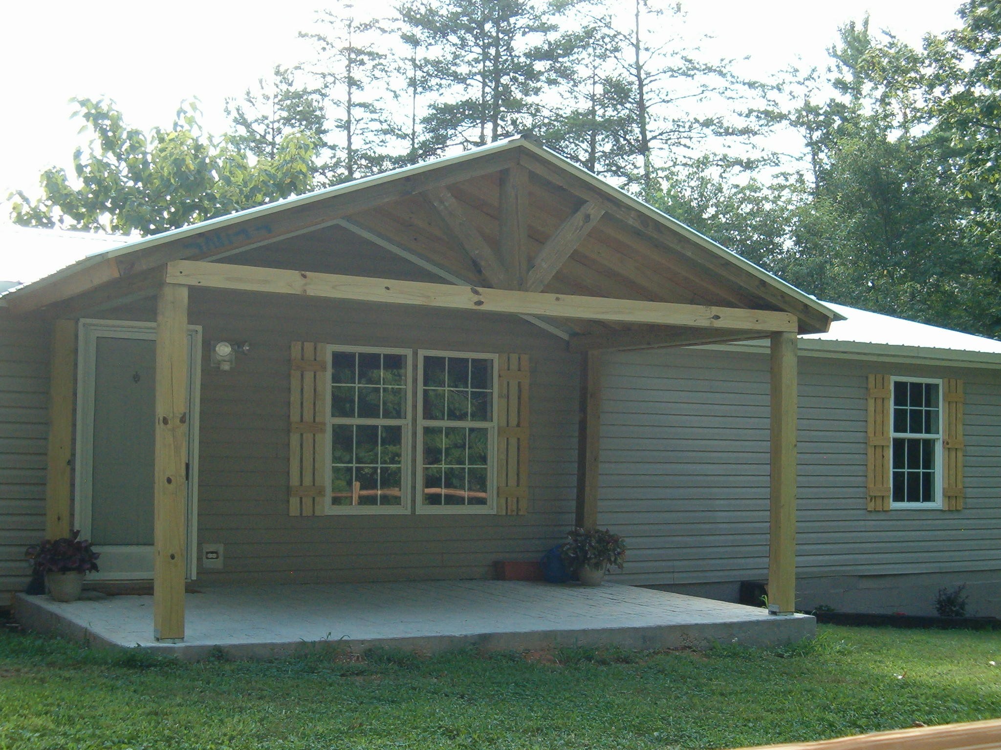 230 Pattie Gap Road Philadelphia, TN 37846 - Photo 1 of 23 Gallery Image 1