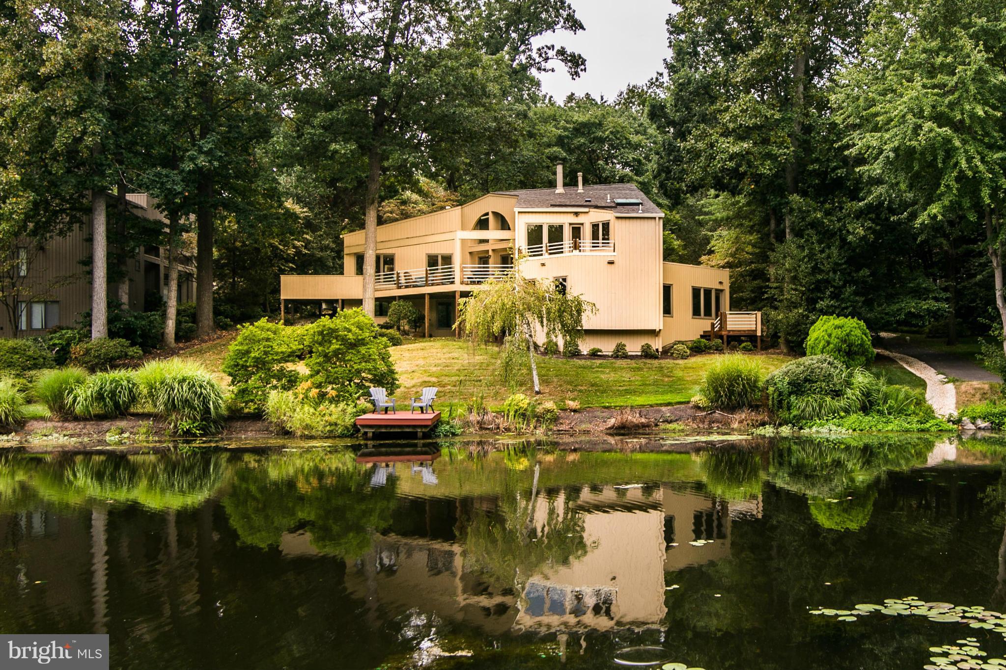11580 Lake Newport Road Reston, VA 20194 - Photo 1 of 30 Spectacular Waterfront