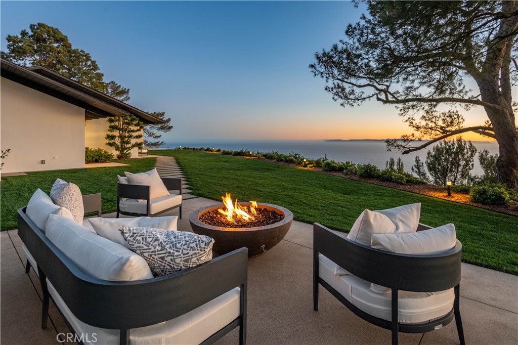 71 Crest Road East Rolling Hills, CA 90274 - Photo 17 of 23 a outdoor living space with furniture and garden view