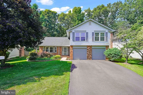 $949,900 | 9617 Waterline Drive, Burke, VA 22015