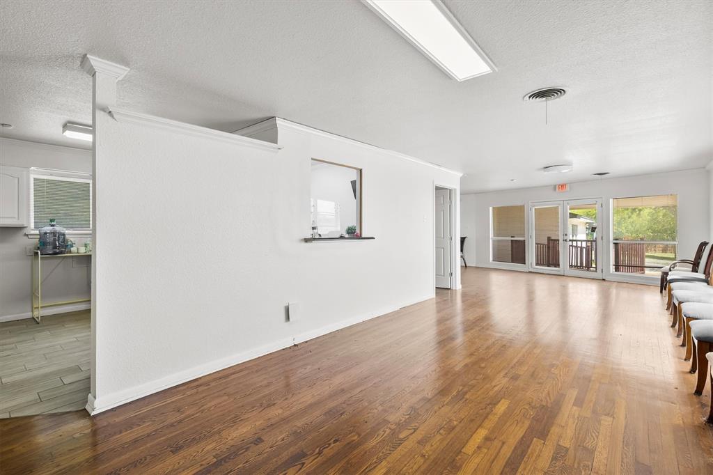5338 Boat Club Road Fort Worth, TX 76135 - Photo 33 of 38 Gallery Image 33