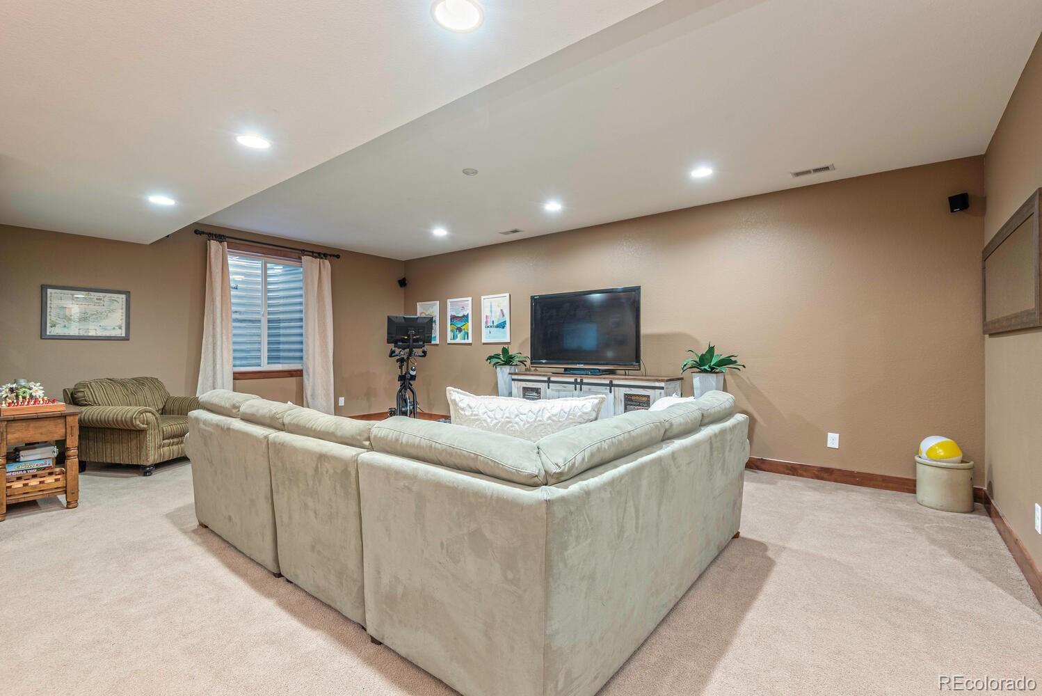 1702 Rolling Gate Road Fort Collins, CO 80526 - Photo 30 of 39 Gallery Image 30