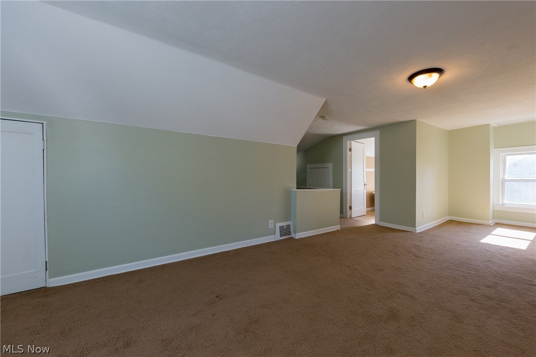 3380 Berkeley Road Cleveland, OH 44118 - Photo 27 of 35