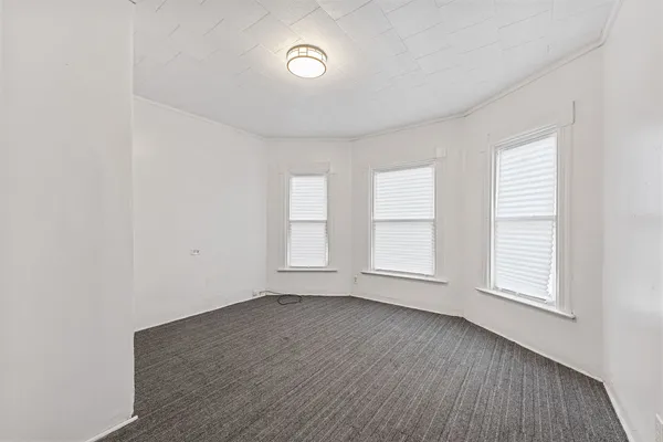 $110,000 | 480 East Birch Street, Kankakee, IL 60901