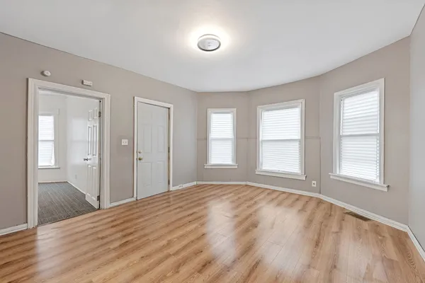$110,000 | 480 East Birch Street, Kankakee, IL 60901