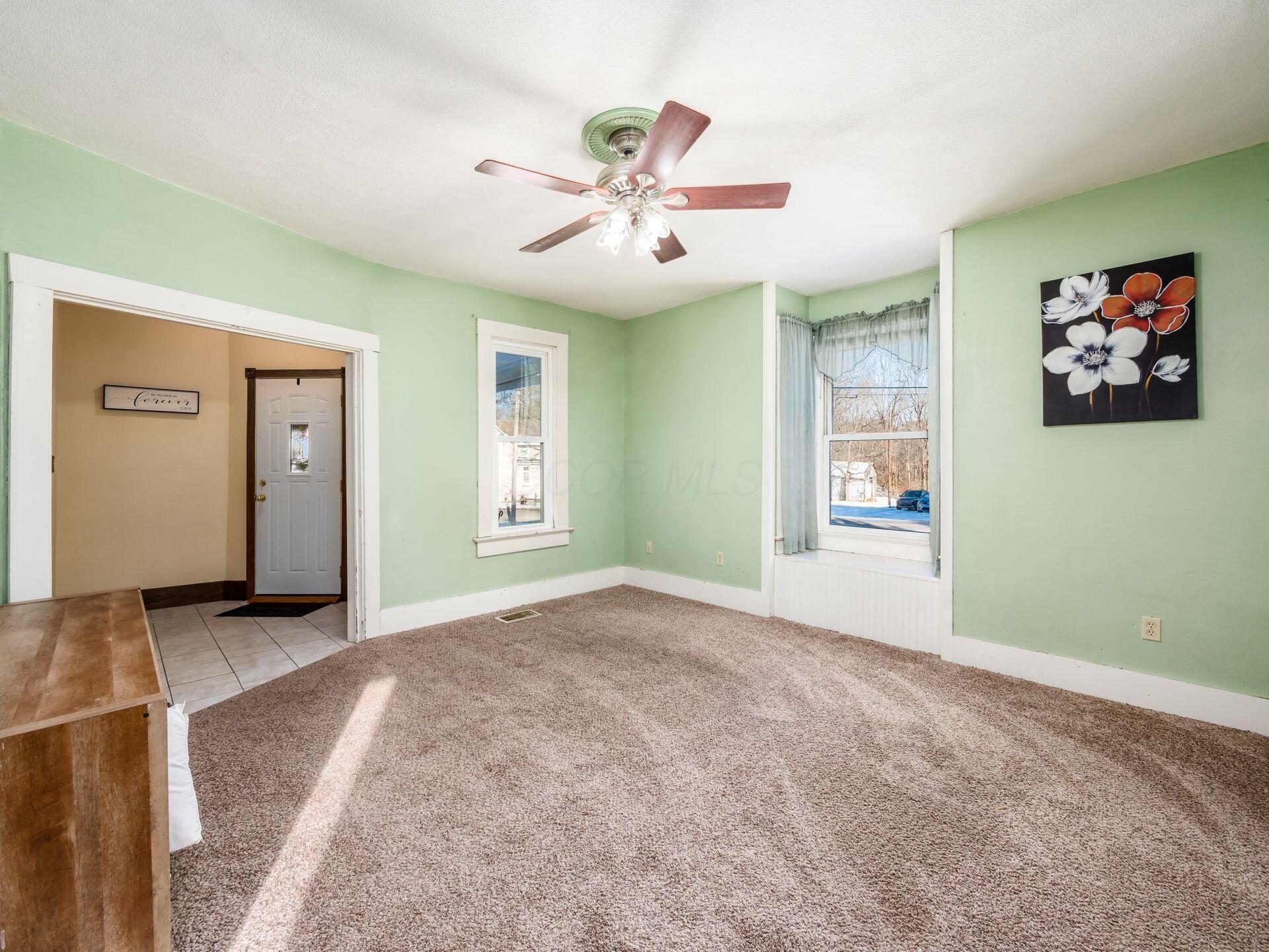 402 Sychar Road Mount Vernon, OH 43050 - Photo 16 of 53 Front Living Room