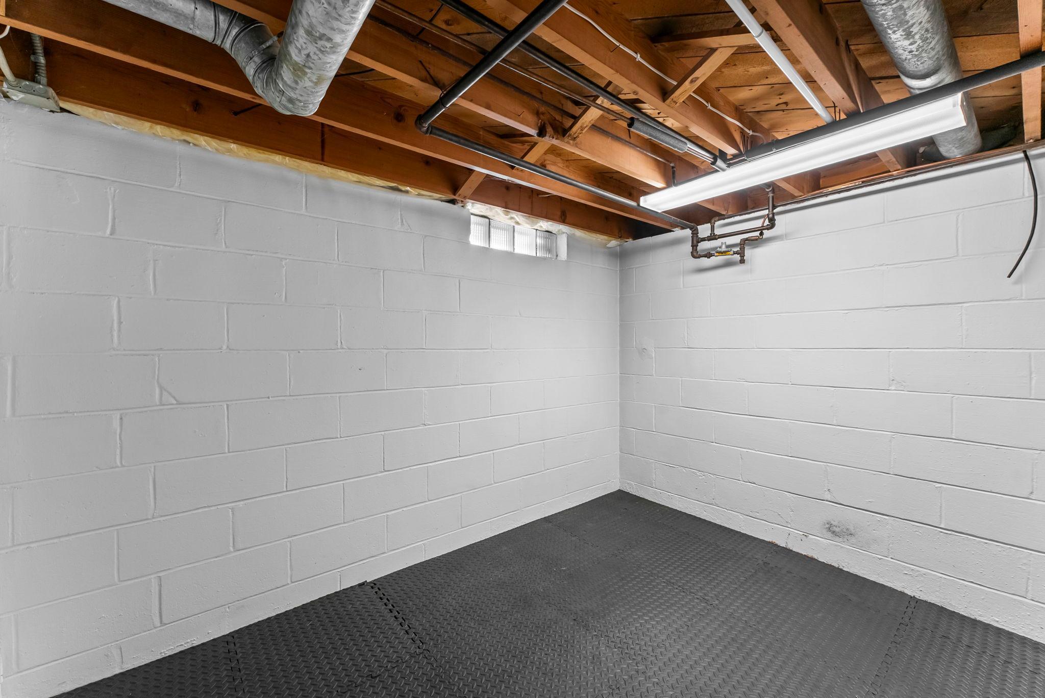 11832 Crawford Road West Minnetonka, MN 55343 - Photo 33 of 48