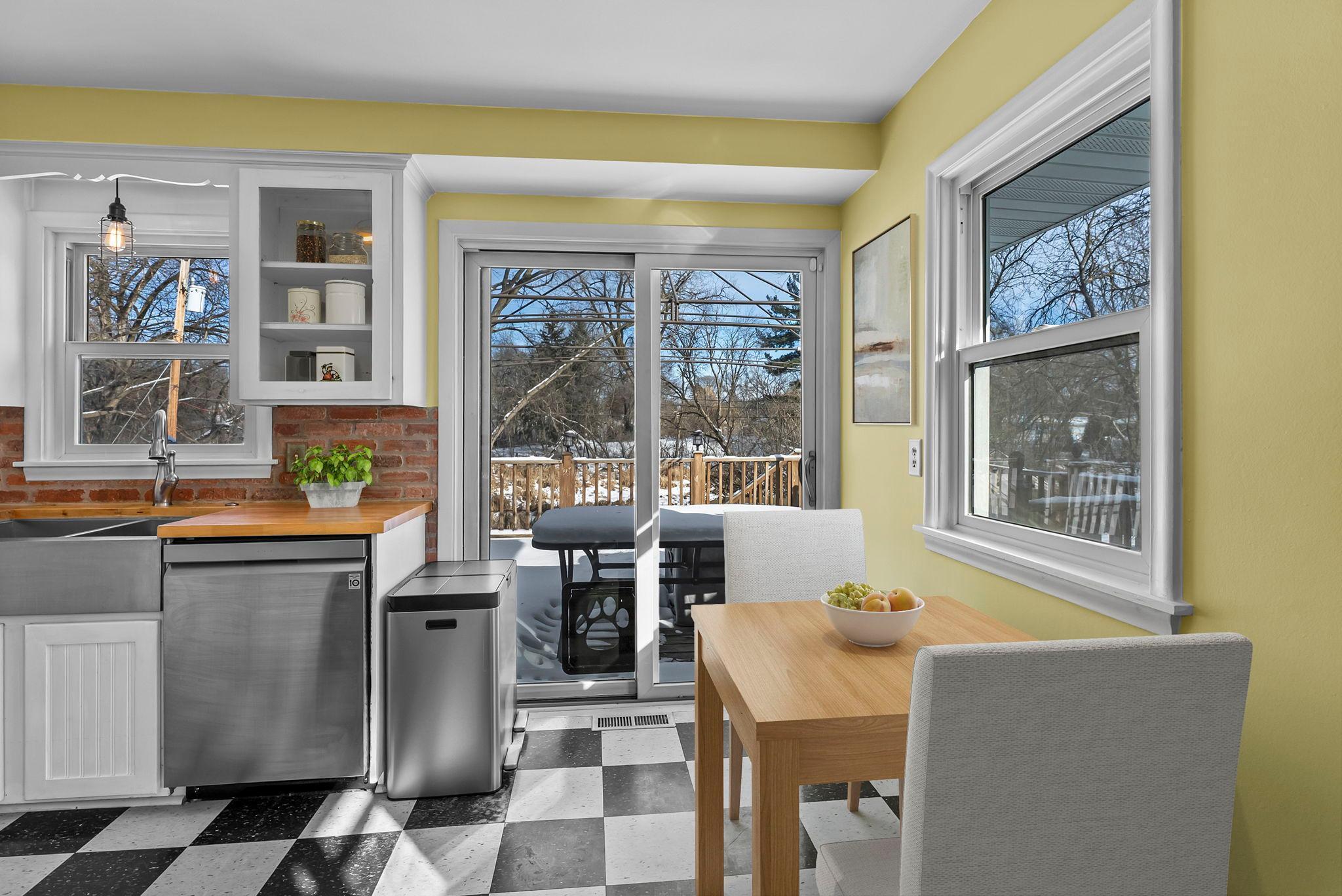 11832 Crawford Road West Minnetonka, MN 55343 - Photo 8 of 48