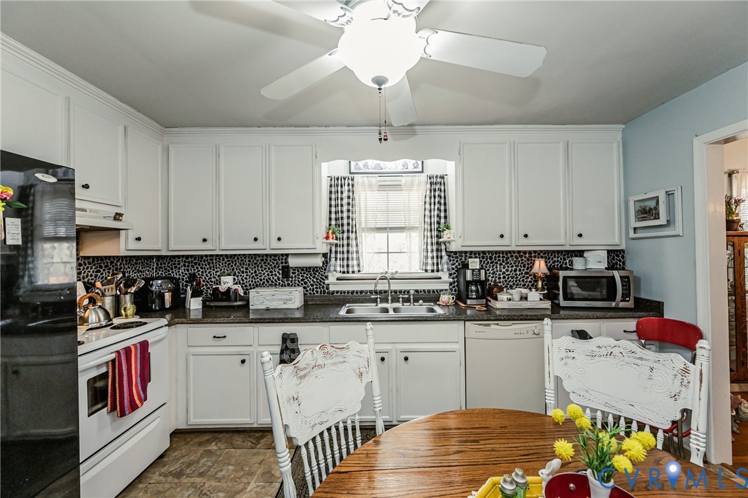 8225 Old Roxbury Road Quinton, VA 23141 - Photo 16 of 48