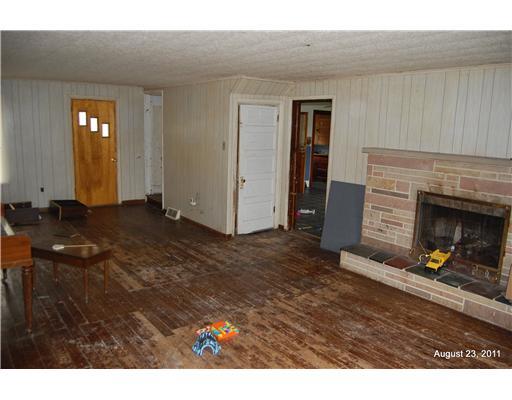 380 Taffy Run Road New Brighton, PA 15066 - Photo 13 of 18 Family Room. Family room of main farm house.