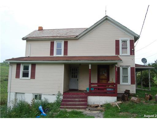 380 Taffy Run Road New Brighton, PA 15066 - Photo 3 of 18 Other. Side view of main farm house.