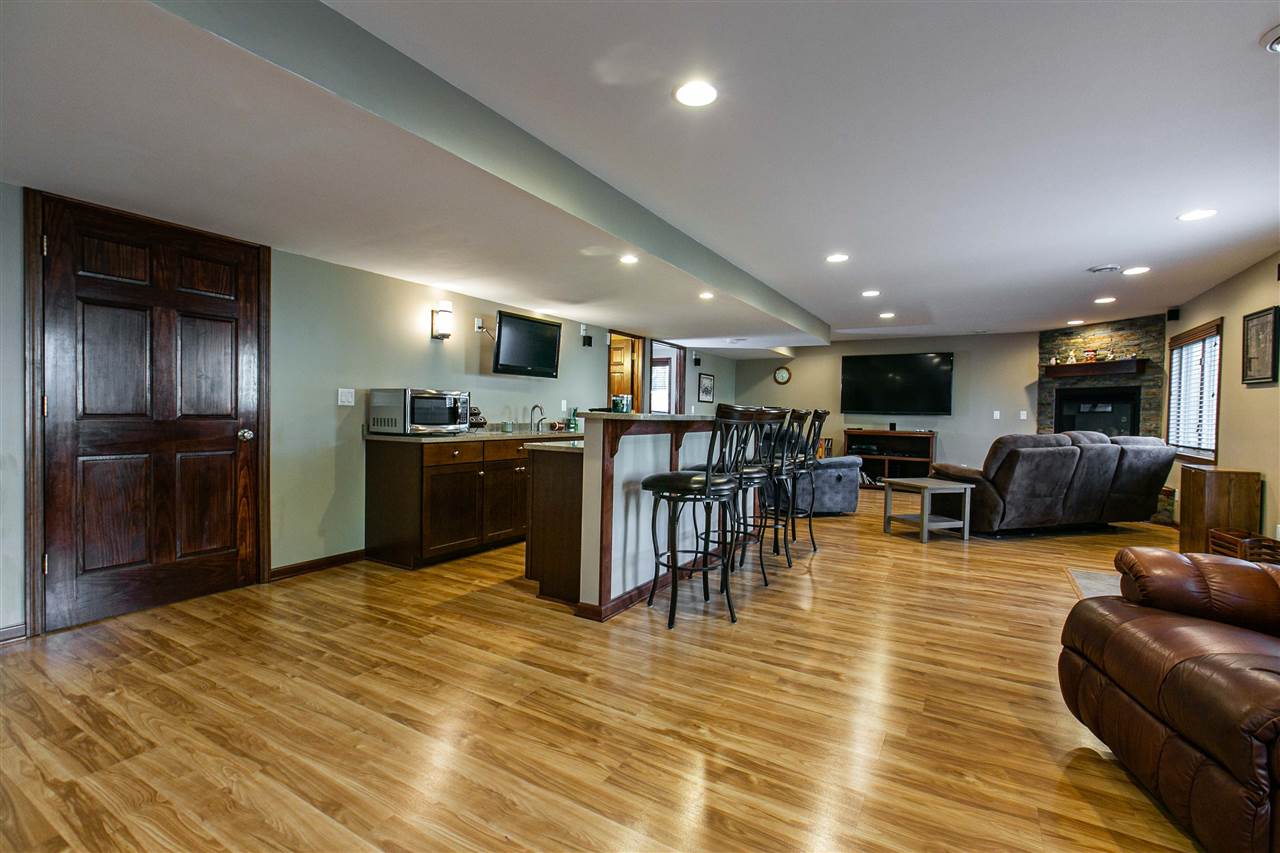 2272 Antler Ridge Drive Dubuque, IA 52002 - Photo 21 of 25 Gallery Image 21