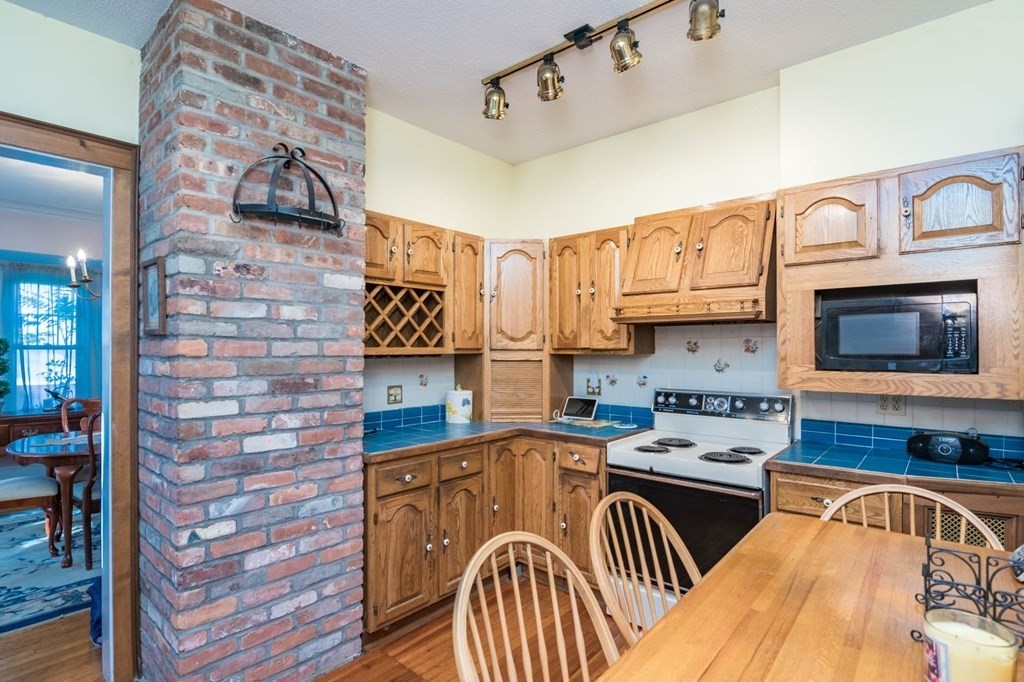 119 Marengo Park Springfield, MA 01108 - Photo 13 of 30