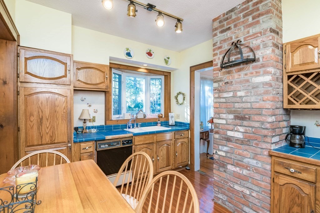 119 Marengo Park Springfield, MA 01108 - Photo 14 of 30