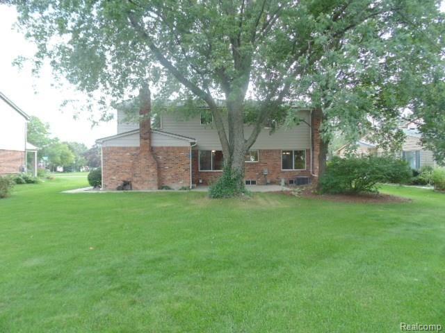 2866 Sandhurst Rochester Hills, MI 48307 - Photo 5 of 28