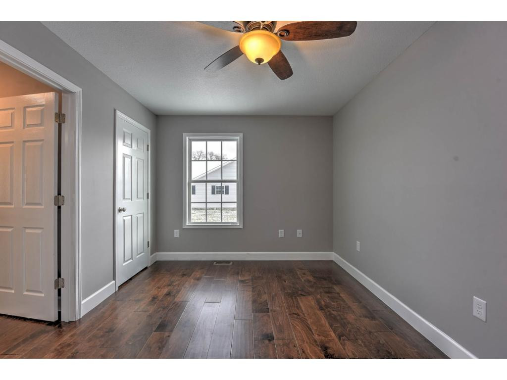 2246 Old Stage Road Greeneville, TN 37745 - Photo 28 of 36 Photo 28