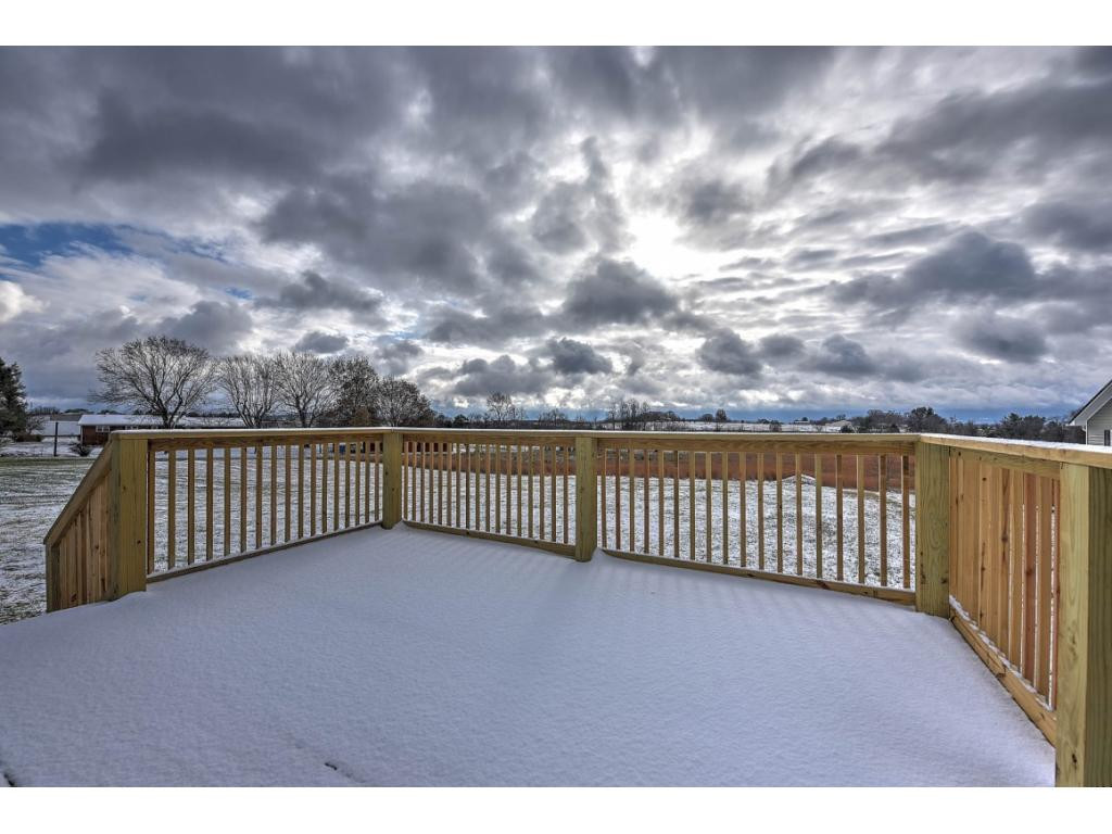 2246 Old Stage Road Greeneville, TN 37745 - Photo 32 of 36 Photo 32