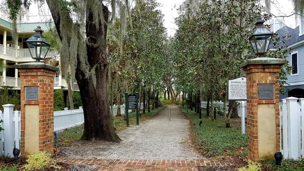 1697 Sewee Fort Road Mount Pleasant, SC 29466 - Photo 45 of 50 walking trail