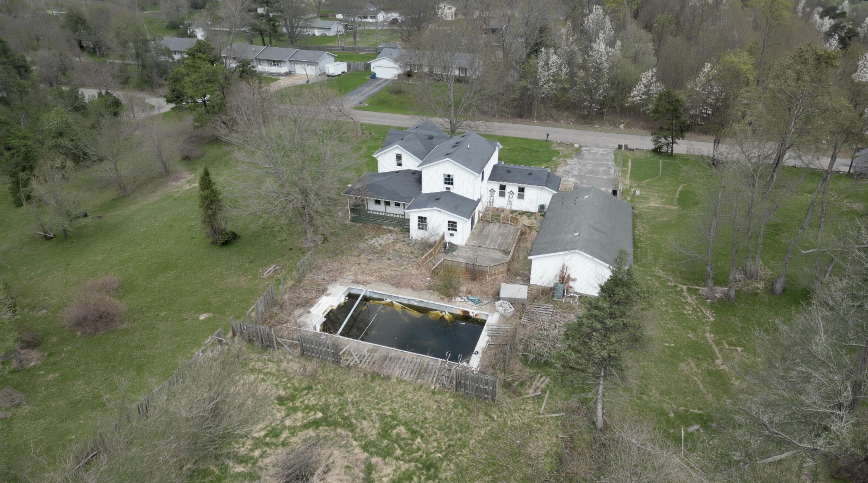 2402 Linda Road Valparaiso, IN 46383 - Photo 41 of 41 2862x1592