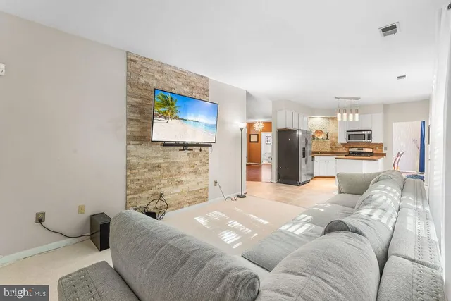 $450,000 | 11613 Gallinule Court, Waldorf, MD 20601