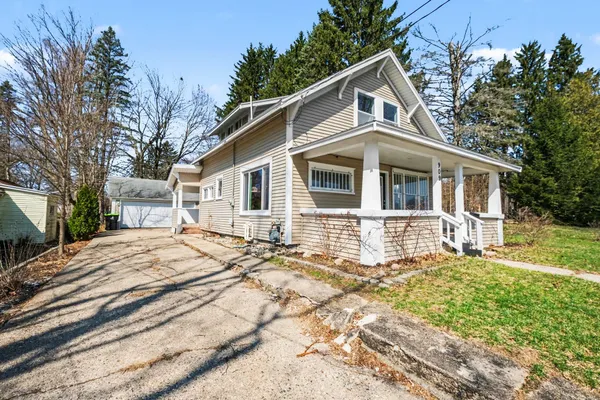 $220,000 | 909 South Franklin Street, Greenville, MI 48838