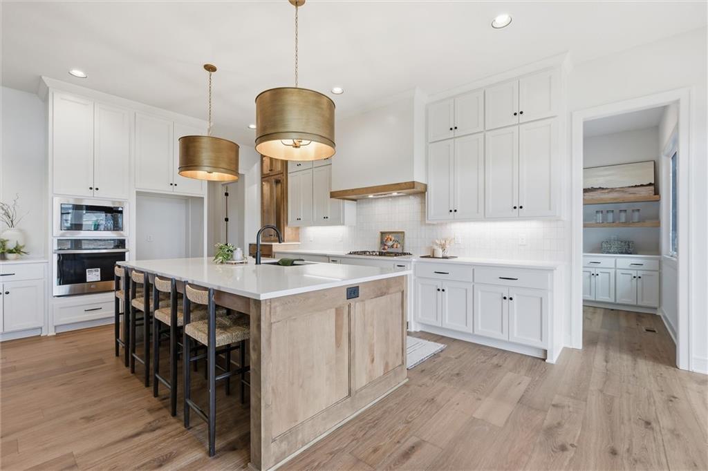 22005 West 99th Terrace Lenexa, KS 66220 - Photo 13 of 47