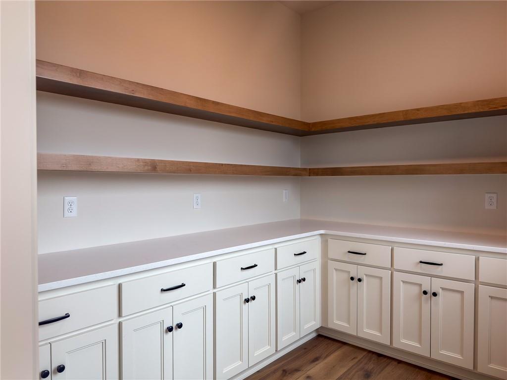 22005 West 99th Terrace Lenexa, KS 66220 - Photo 16 of 67