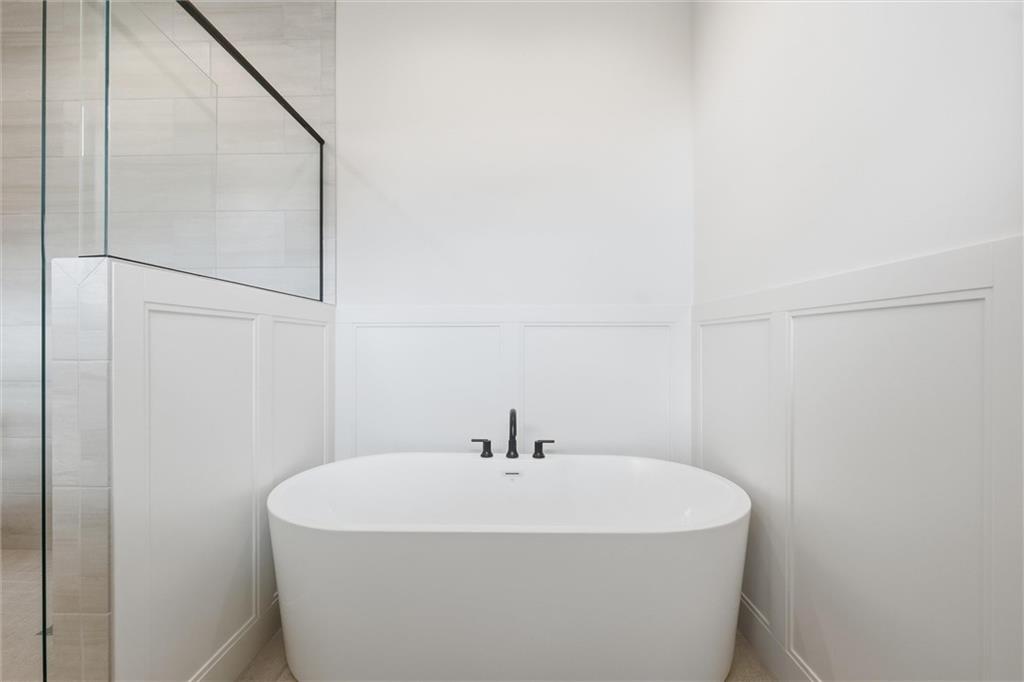 22005 West 99th Terrace Lenexa, KS 66220 - Photo 25 of 47