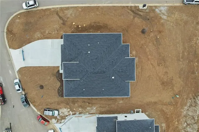 $899,950 | 22005 West 99th Terrace, Lenexa, KS 66220