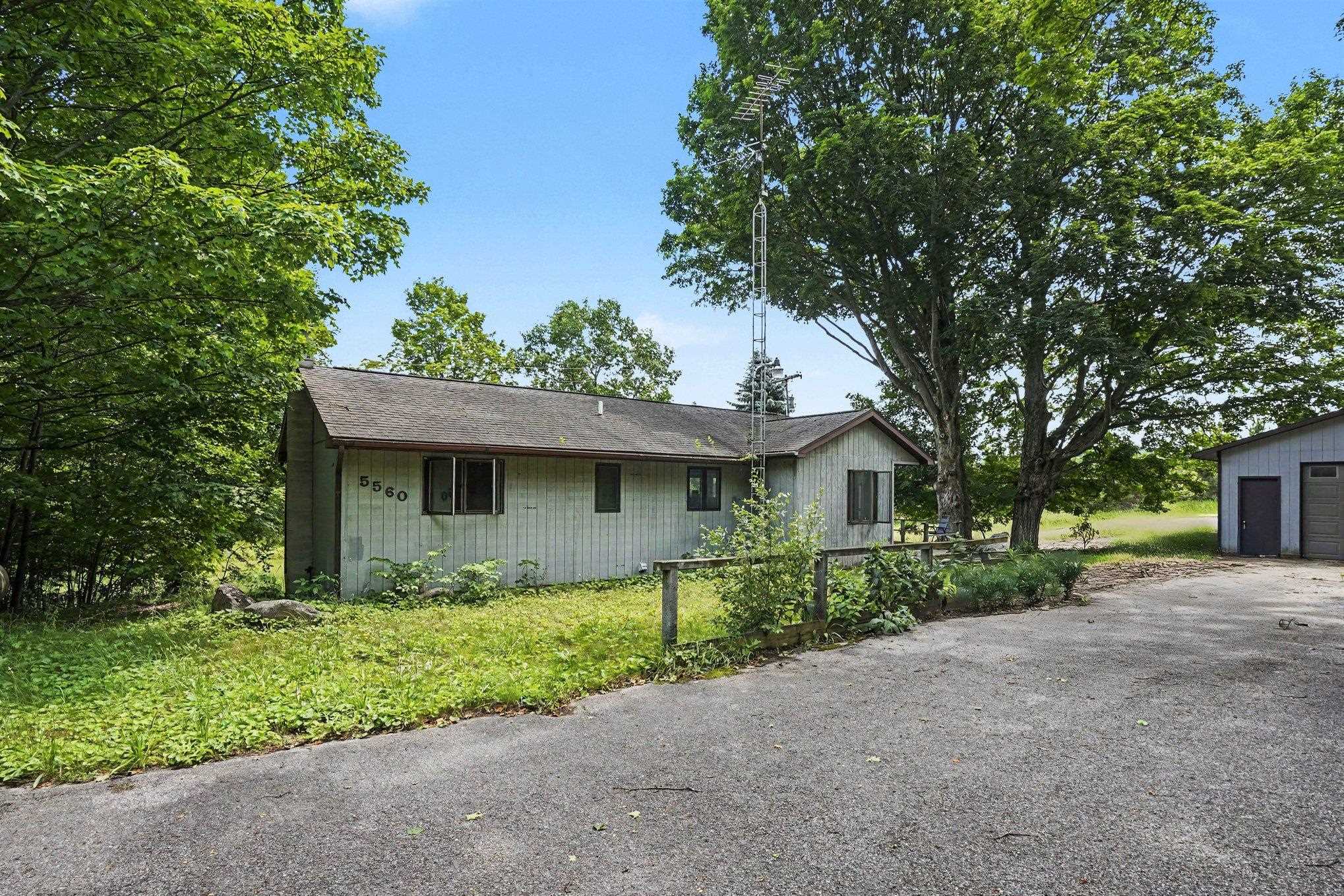 5560 Demerly Road Benzonia, MI 49616 - Photo 31 of 34