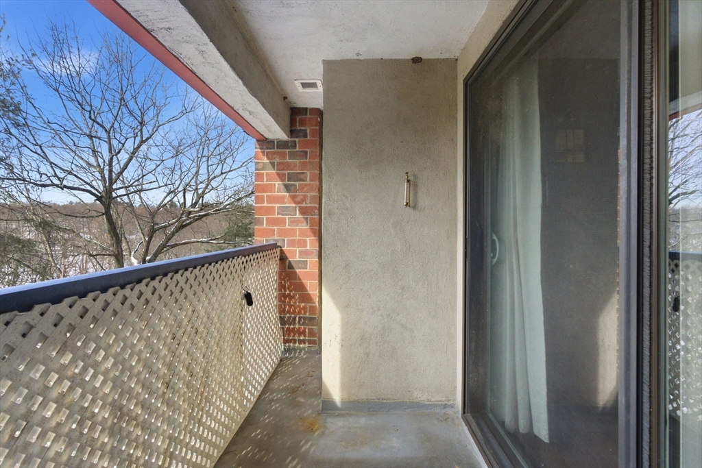 22 Railroad Street, Unit 407 Andover, MA 01810 - Photo 24 of 32