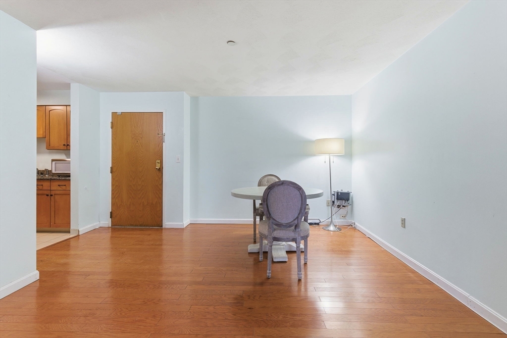 22 Railroad Street, Unit 407 Andover, MA 01810 - Photo 5 of 32