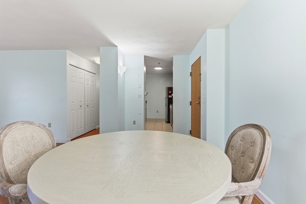 22 Railroad Street, Unit 407 Andover, MA 01810 - Photo 7 of 32