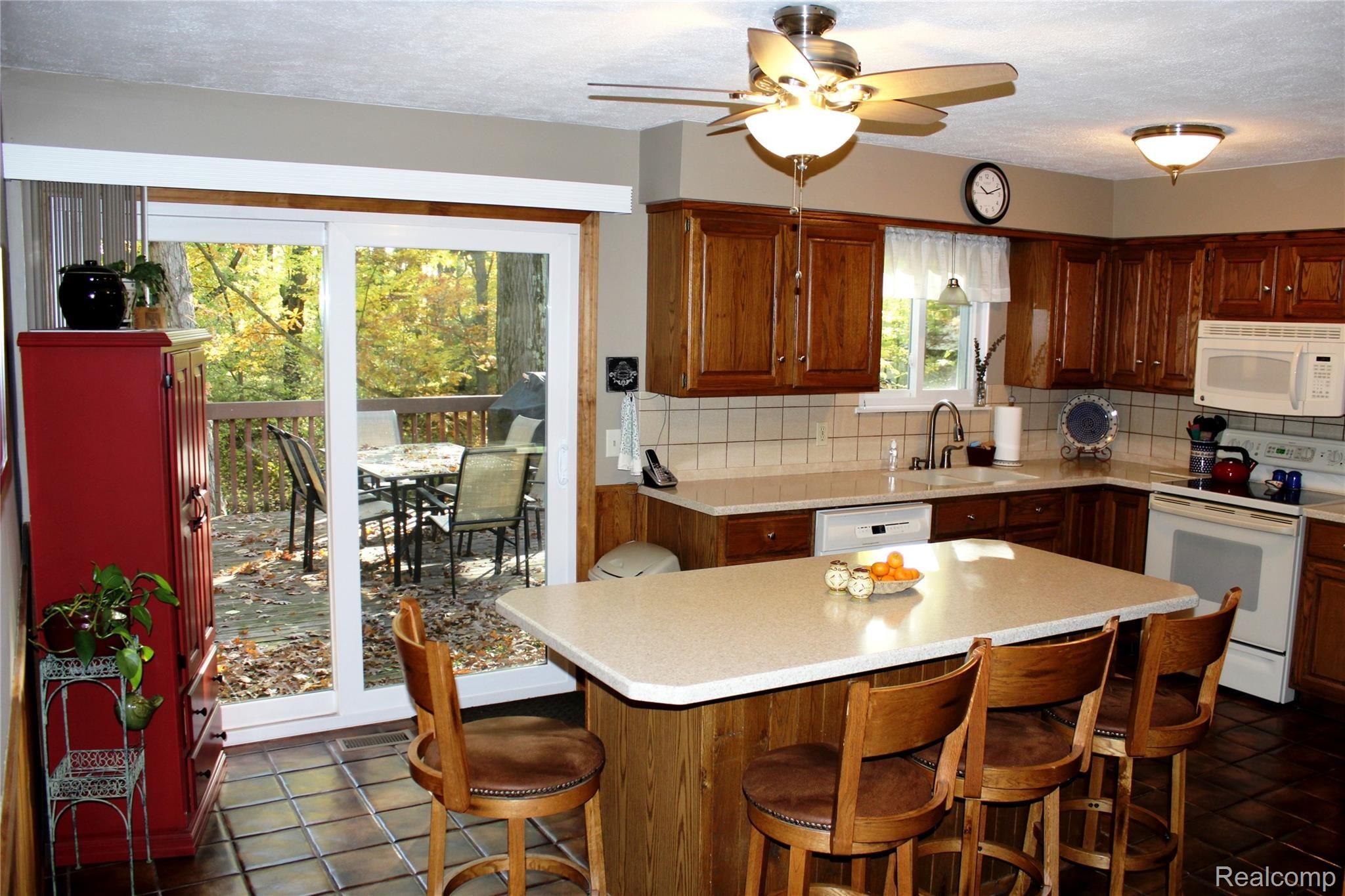 4800 Millis Road North Branch, MI 48461 - Photo 6 of 43 Millis Road 105 DONE.jpg
