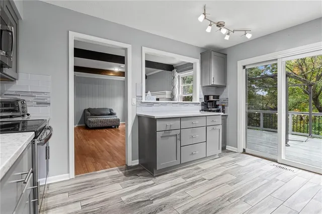 $409,000 | 14105 West 48th Terrace, Shawnee, KS 66216