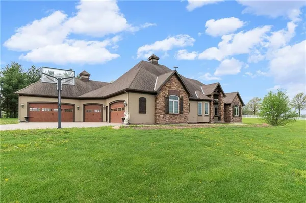 $1,900,000 | 16108 Plattsburg Road, Kearney, MO 64060