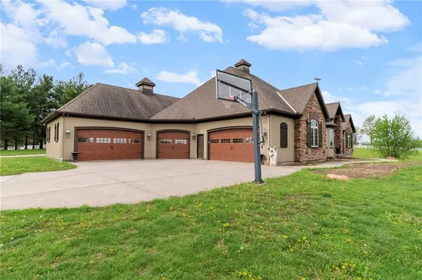 $1,900,000 | 16108 Plattsburg Road, Kearney, MO 64060