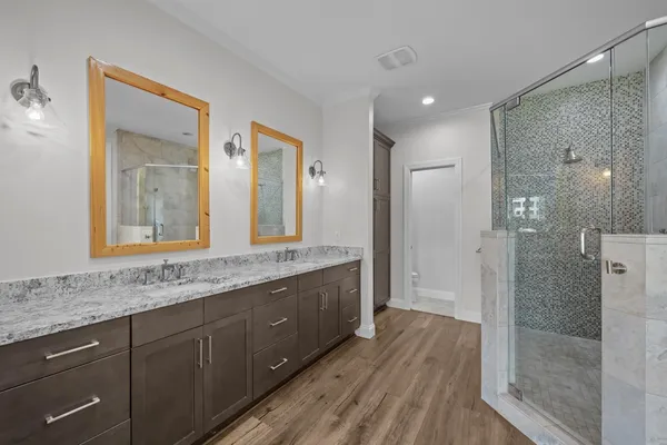 a view of an empty walk in closet